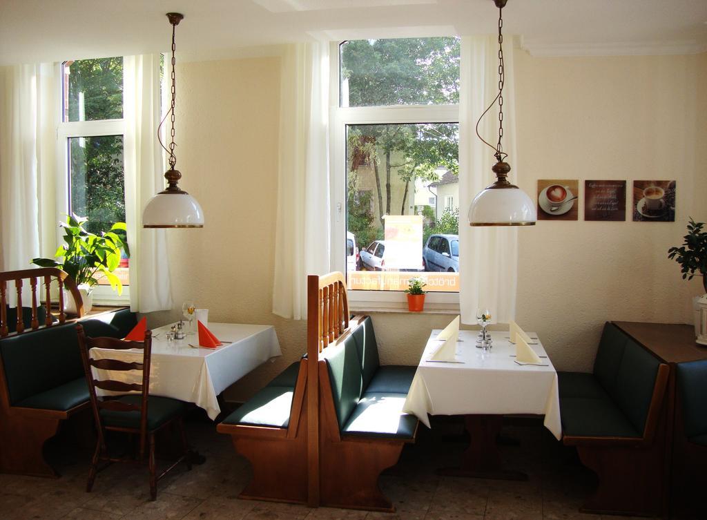 Hotel Sarstedter Hof 2*